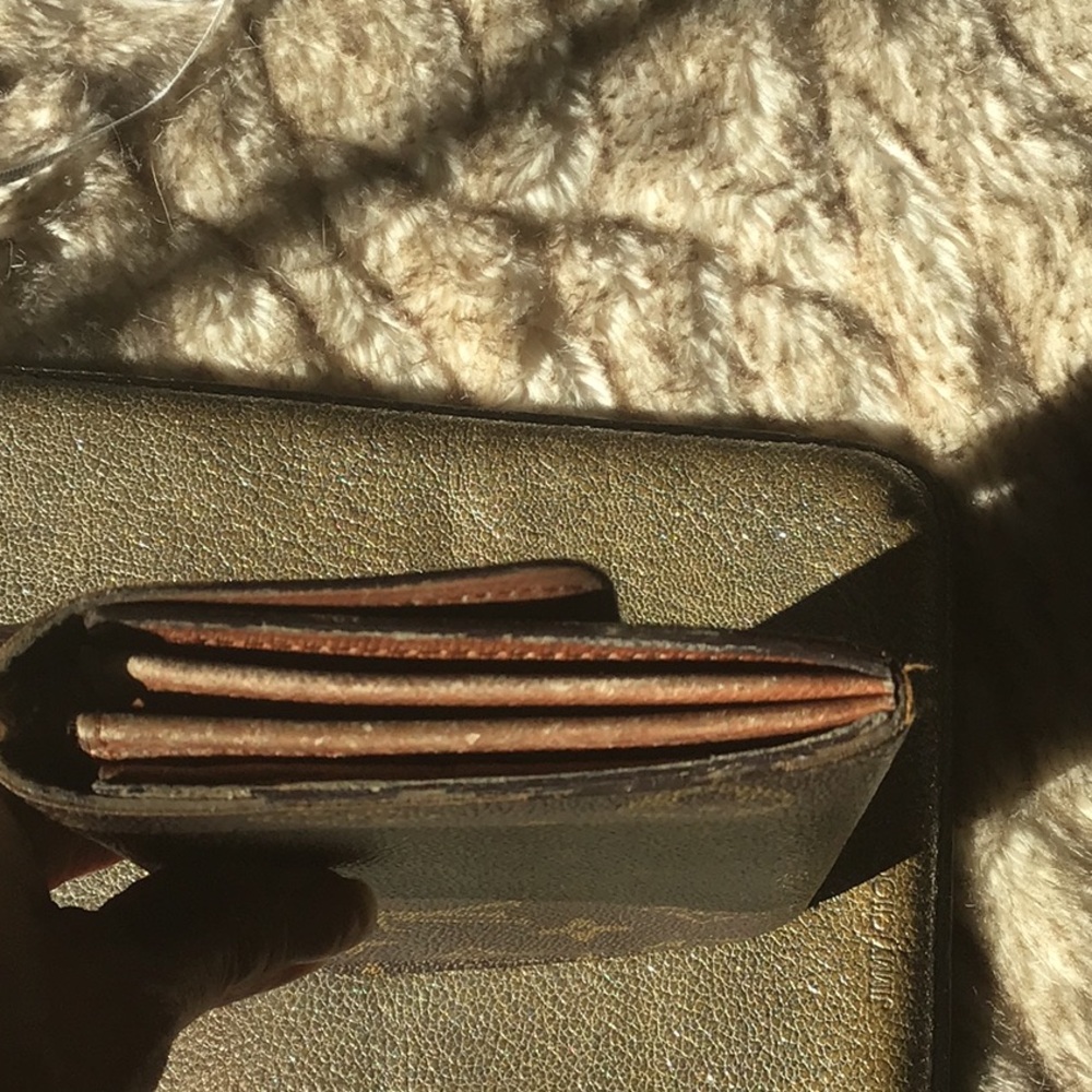 Louis Vuitton Brown Monogram Wallet - Picture 5 of 7